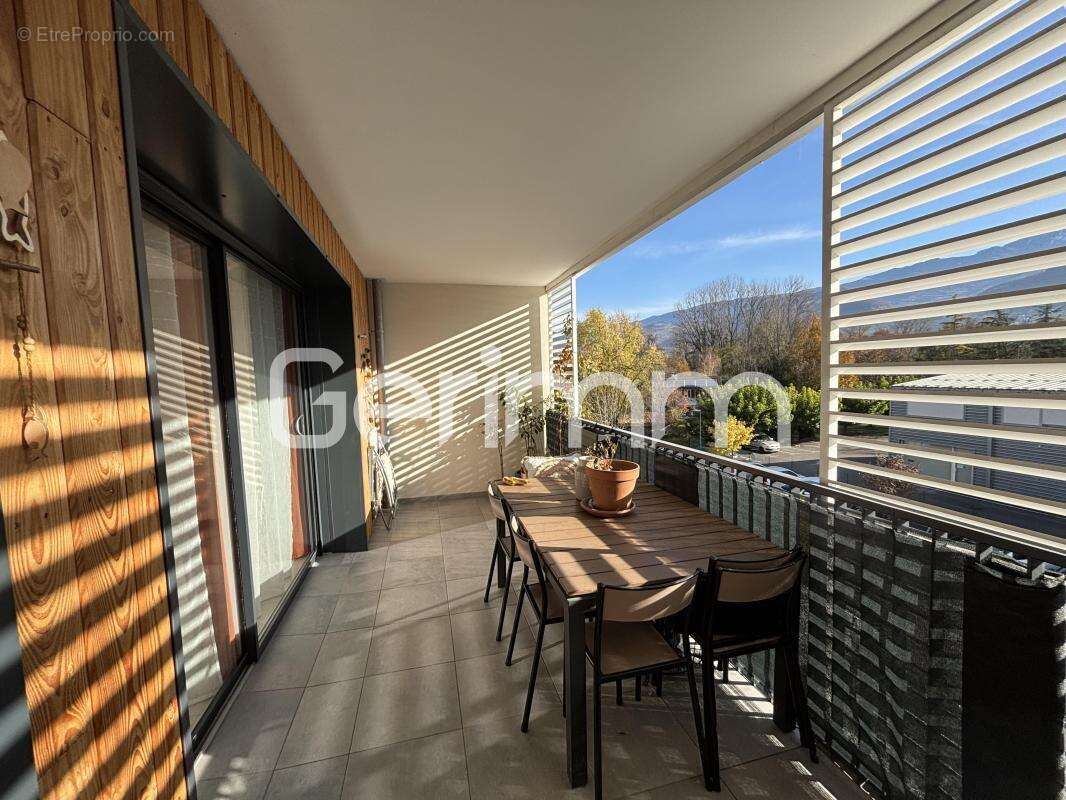 Appartement à CROLLES