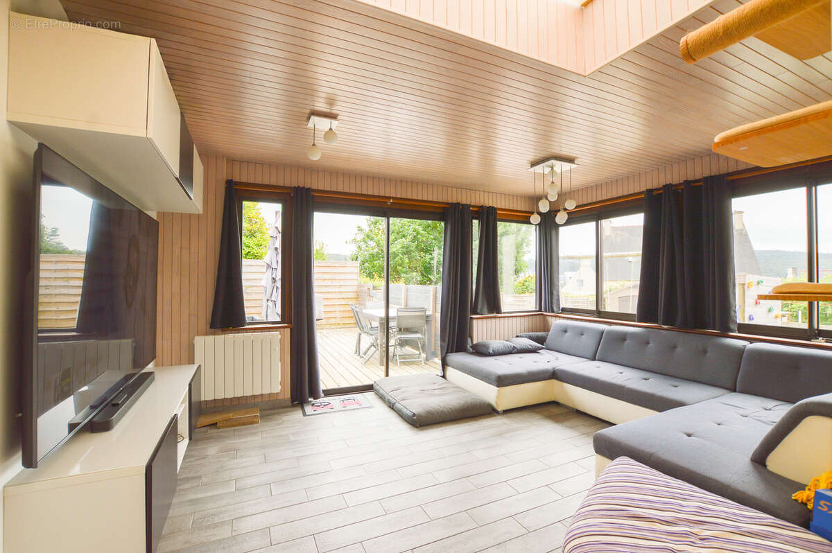 Maison à PLOUEDERN