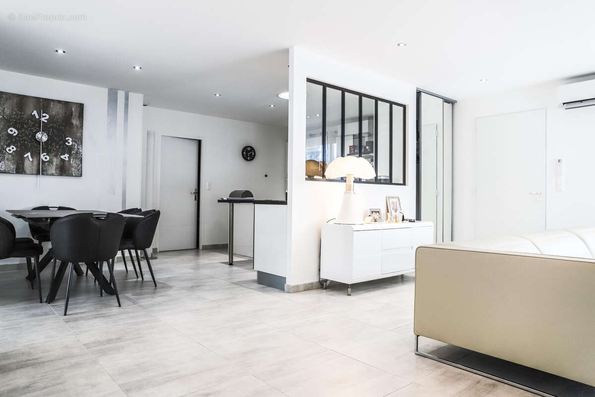 Maison à VAUX-SUR-MER