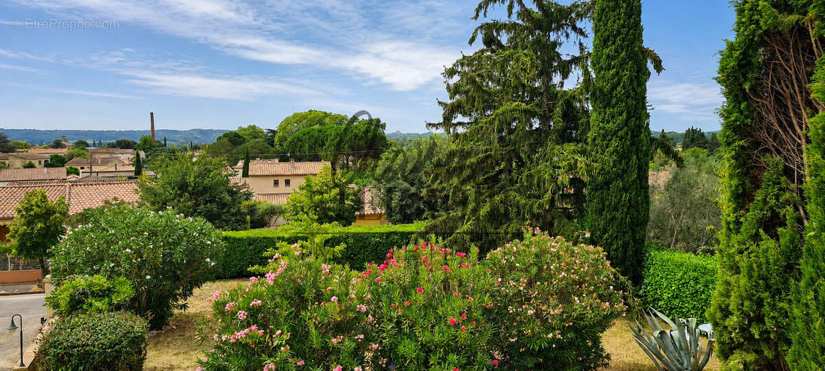 St Quentin la Poterie Villa avec piscine  - un cadre de vie méditéranéen privilégié - photo 19