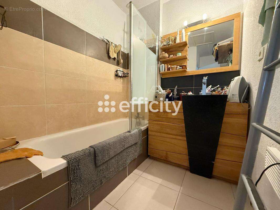 Maison à COURNONSEC