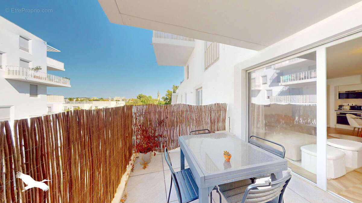 Appartement à MARSEILLE-9E
