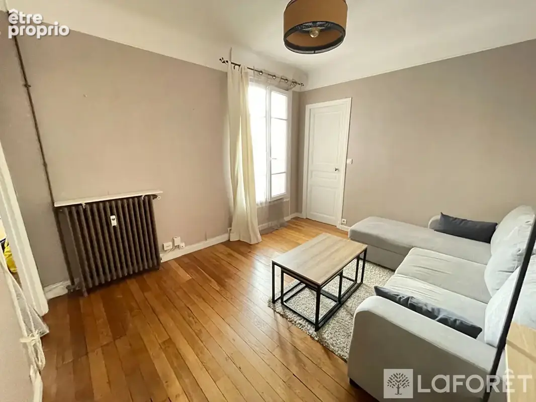 Deux pièces - 38m² - 6ème et dernier étage - photo 2
