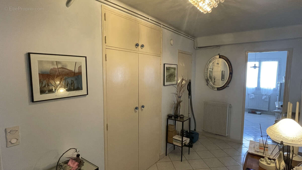 Appartement à MARSEILLE-7E