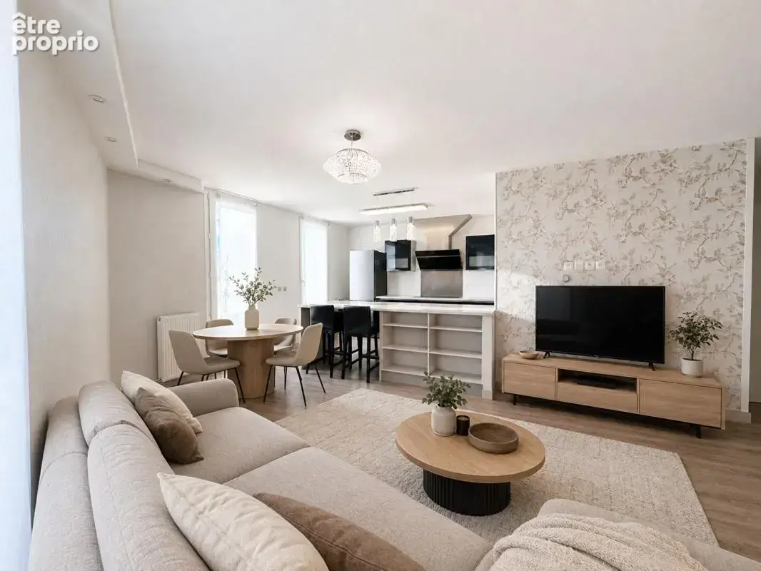 EXCLUSIVITÉ - Appartement d'exception au dernier étage avec terrasse panoramique de 30 m² - Mantes-la-Jolie Centre - photo 2