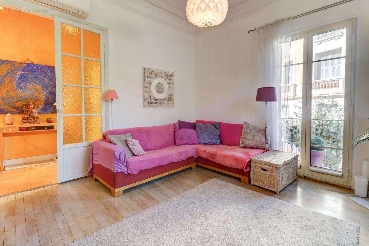 Appartement à NICE