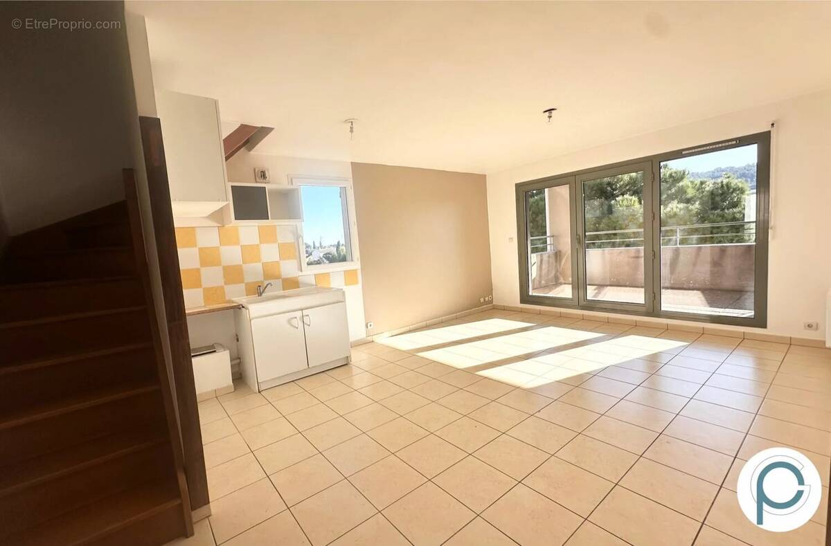 Appartement à SANARY-SUR-MER