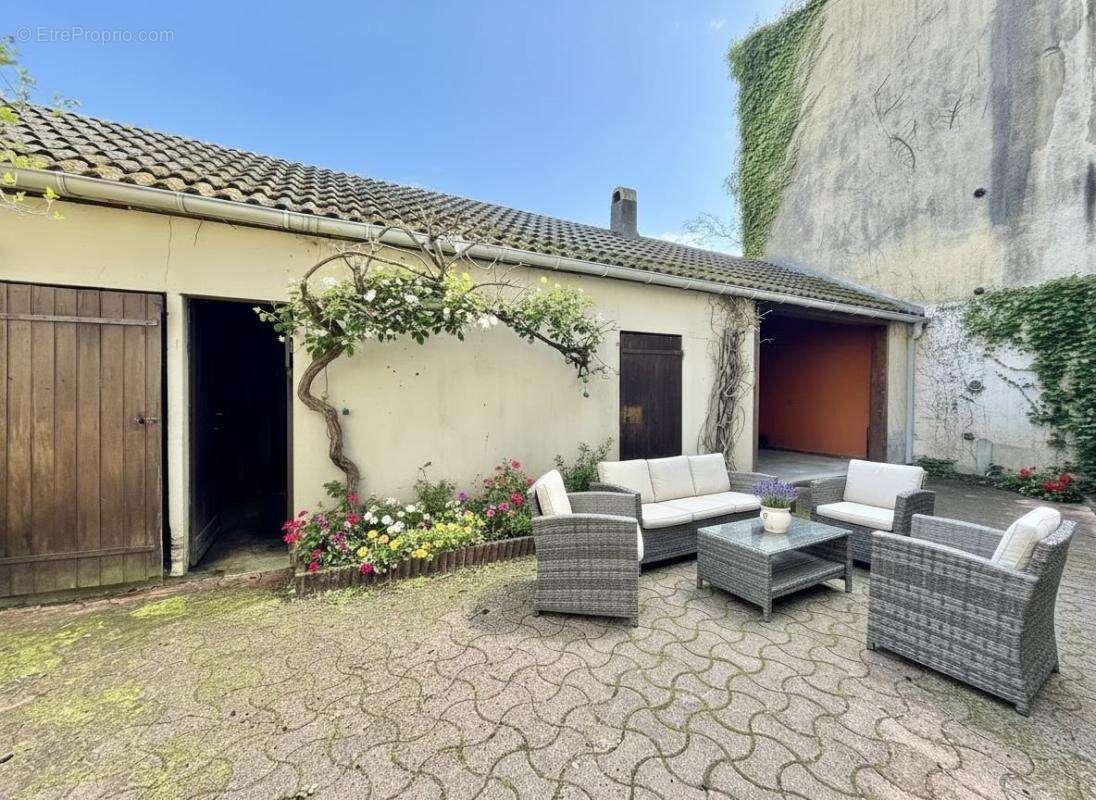 Maison 197 m² à Dreux  - photo 12