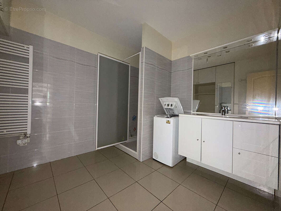Appartement Montluçon 156 m2 avec garage et cour - photo 8
