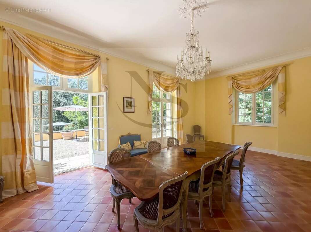 Aix-en-provence / grande bastide familiale d’exception - photo 13