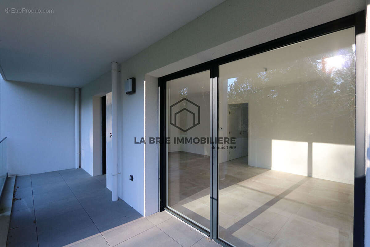 Appartement à RUBELLES