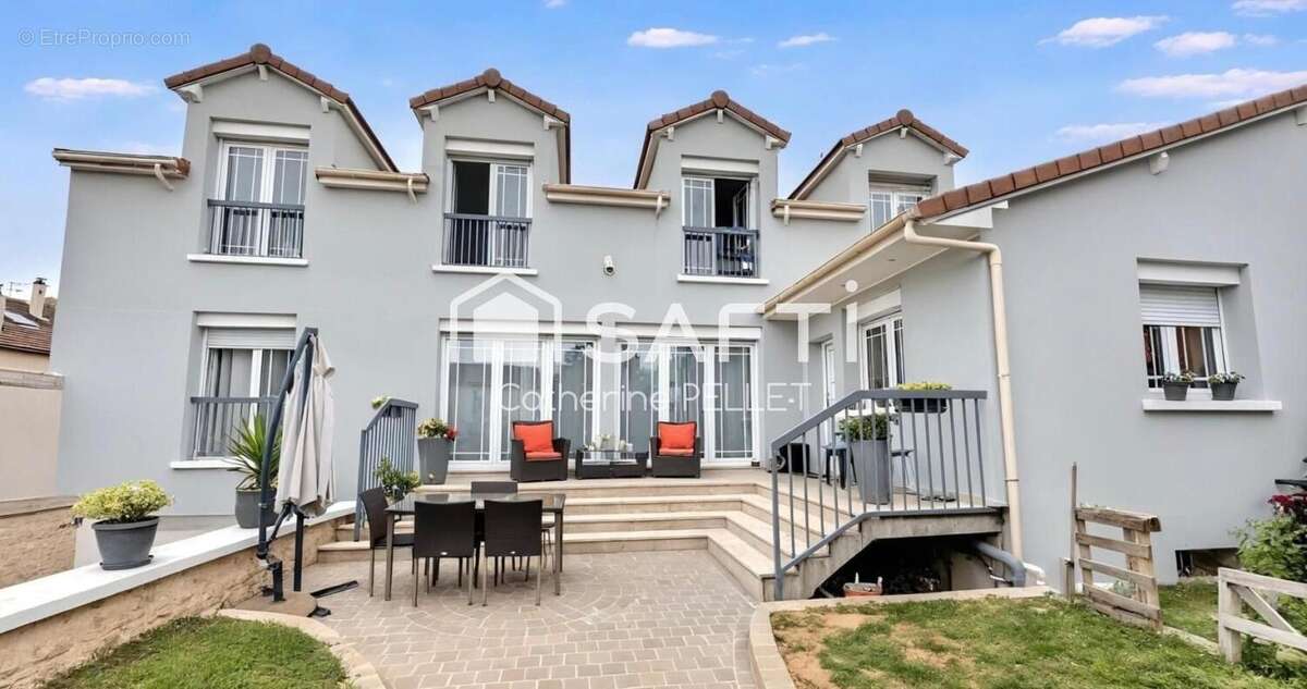 Photo 2 - Maison à IVRY-SUR-SEINE