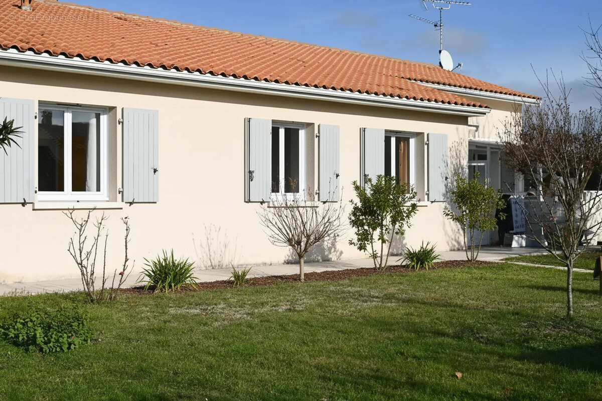 Maison à GOND-PONTOUVRE