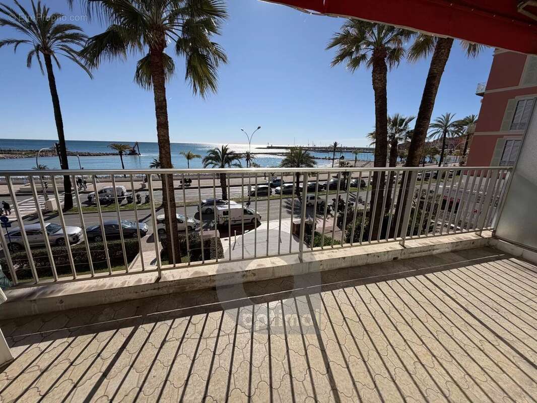 Appartement à MENTON