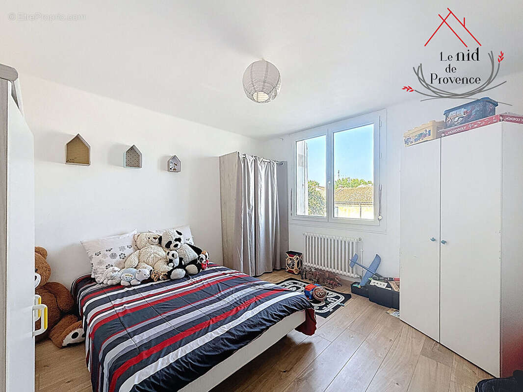 Appartement à SORGUES