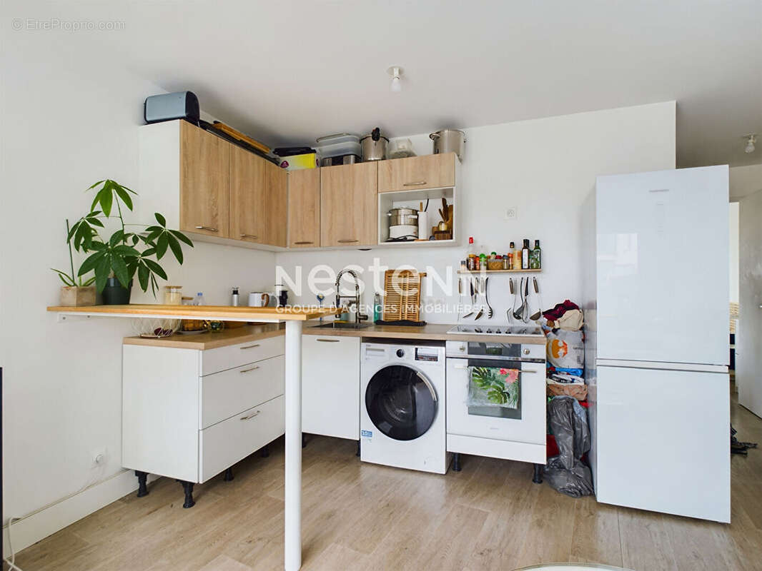 Appartement à VILLENEUVE-LA-GARENNE