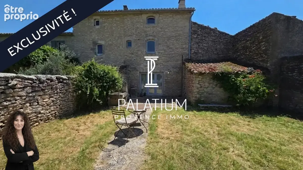 Maison à MENERBES