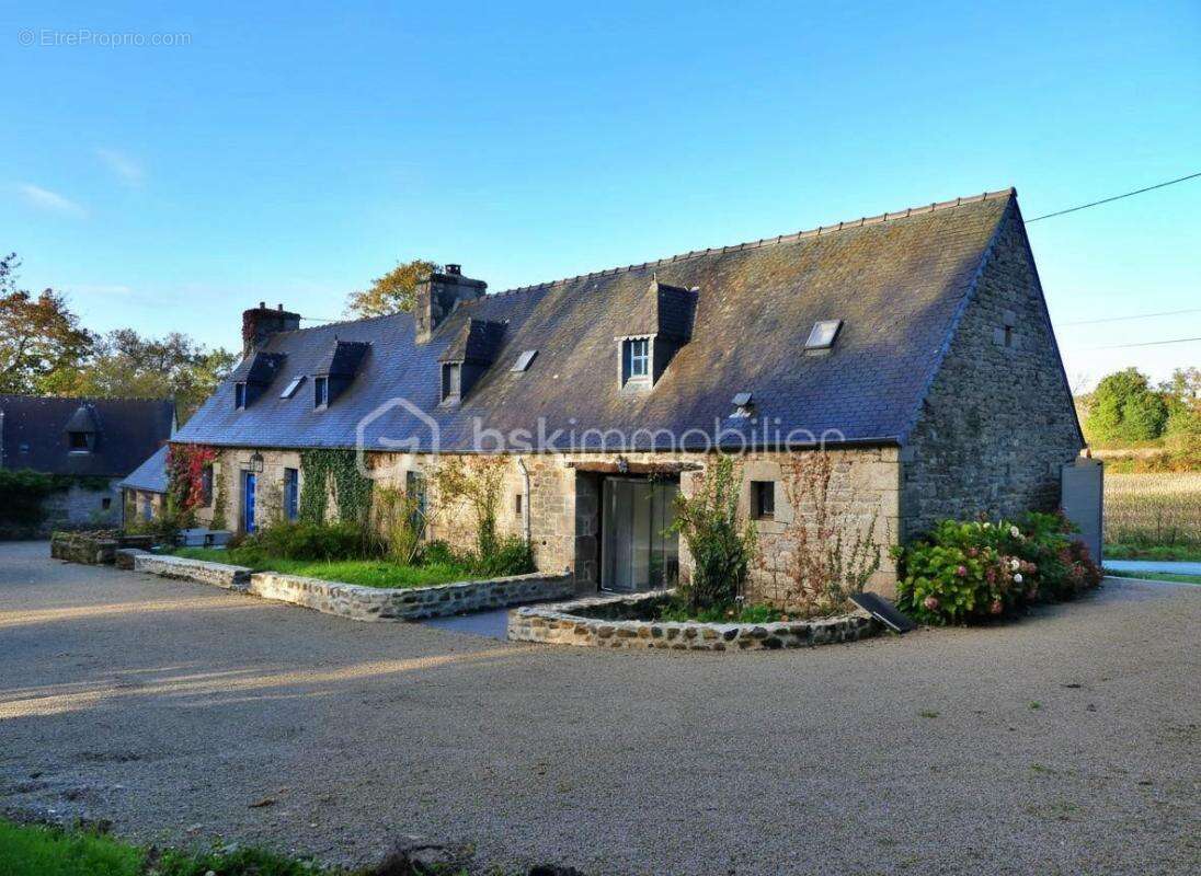 Maison à PLOUMILLIAU