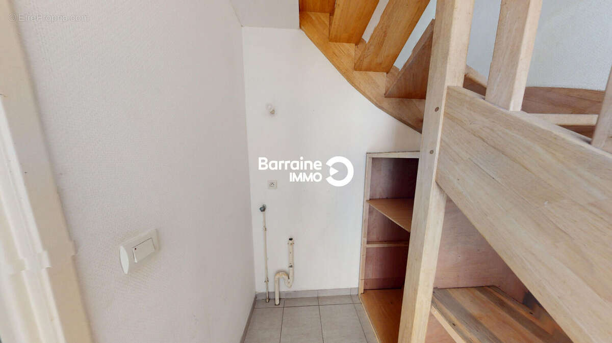 Exclusivité Brest - Secteur Saint Martin - Place Guérin - Appartement T3 Duplex situé en arrière cour - photo 10