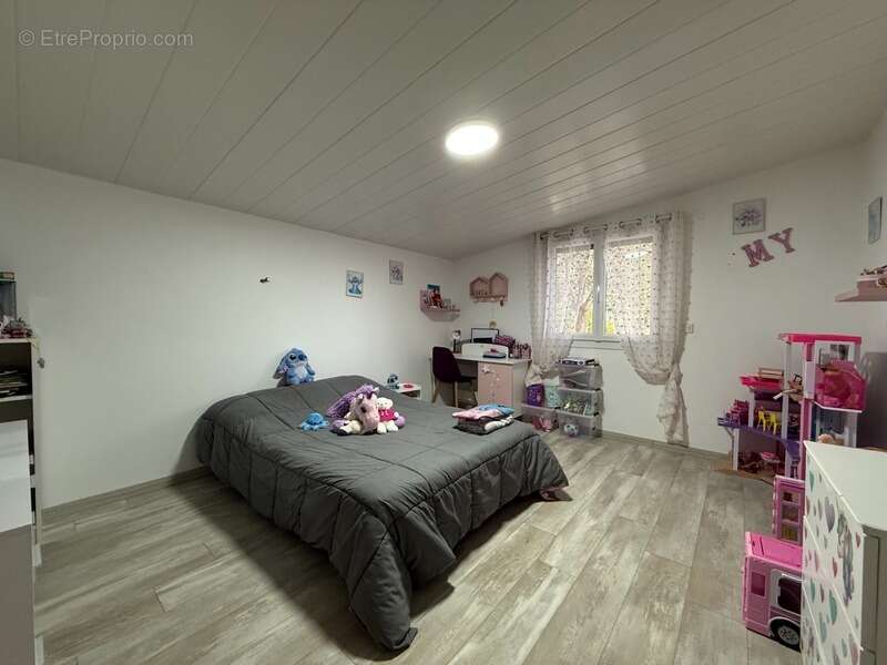 Maison à SAINT-MARTIN-DE-VALGALGUES