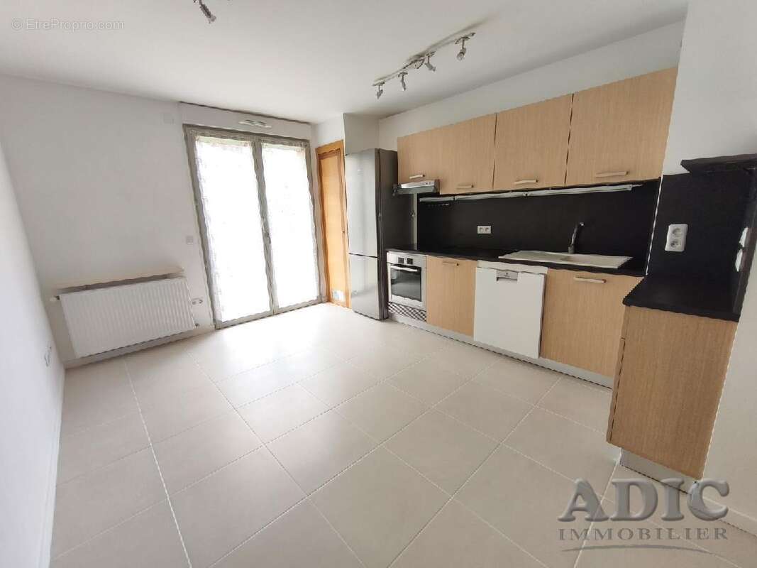Appartement à VEMARS