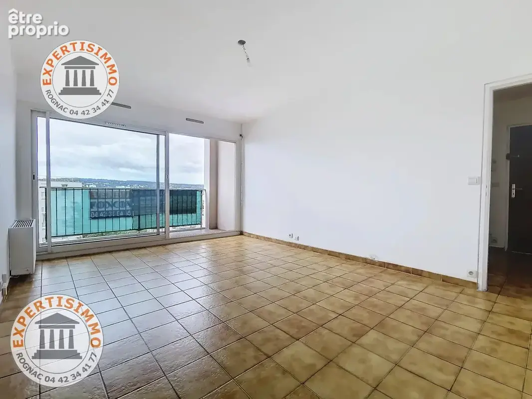 Appartement T3 Rognac Dernier étage avec Balcon - photo 1