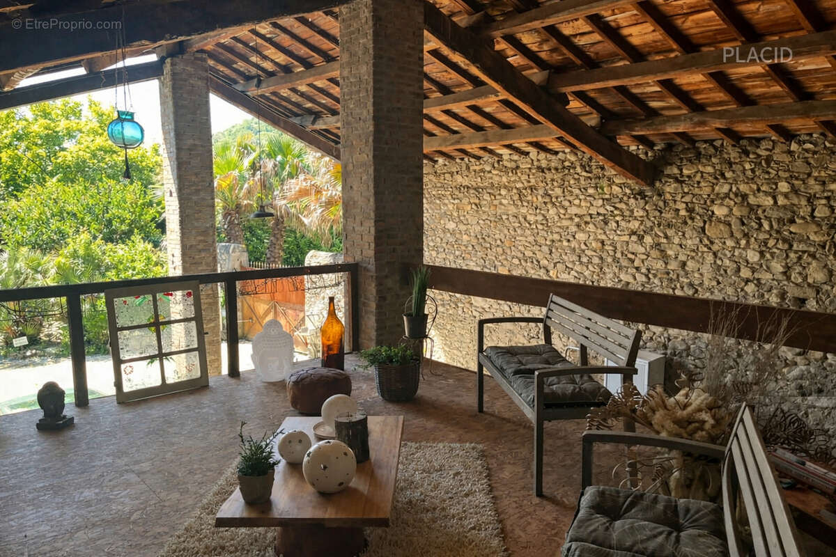 Maison à SARRAS