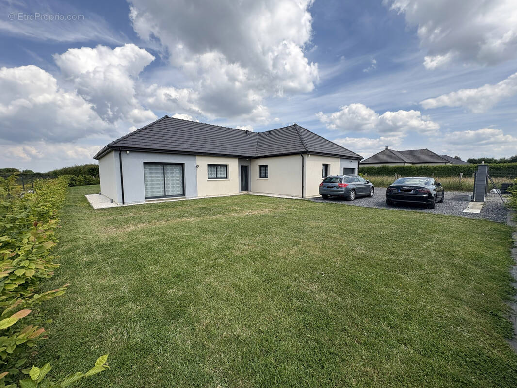 Maison à NEUFCHATEL-EN-BRAY