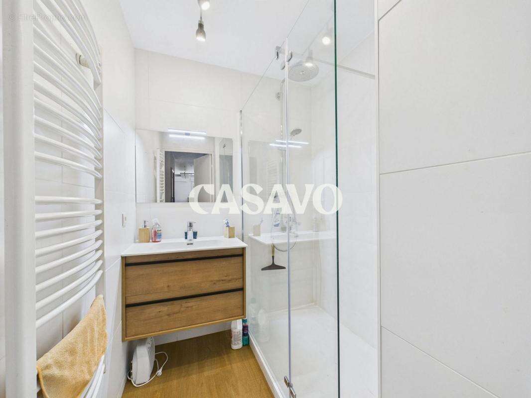 Appartement à DECINES-CHARPIEU