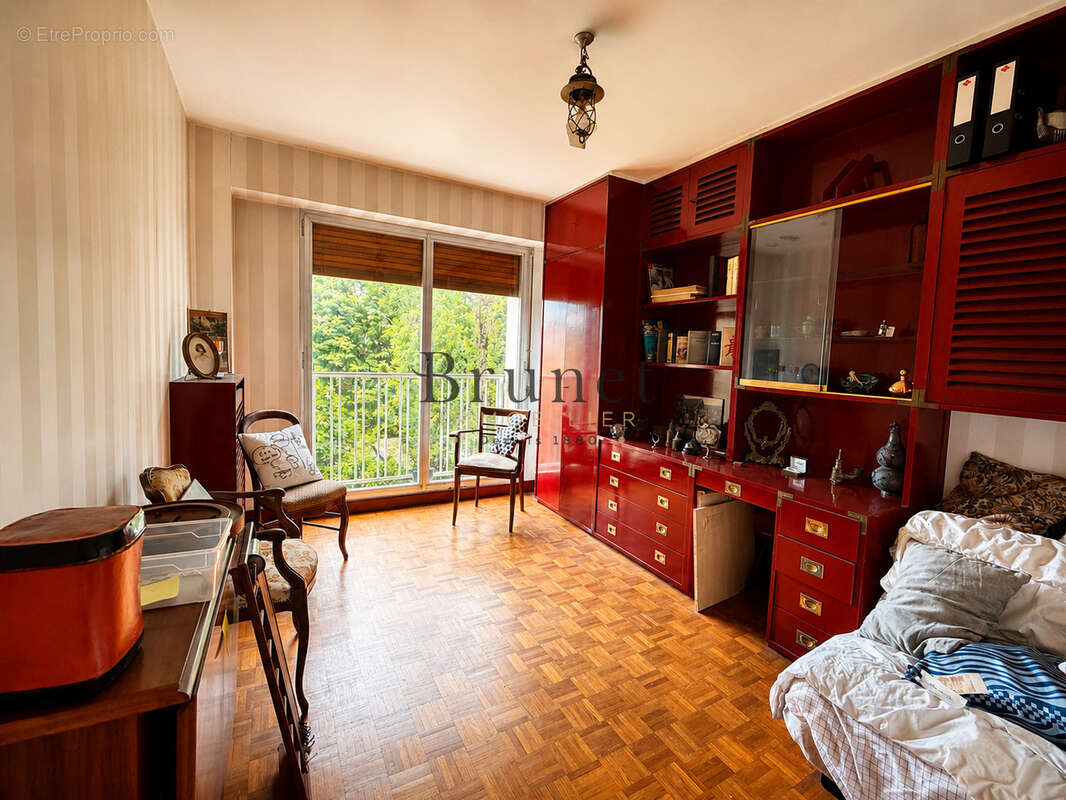 Appartement à SAINT-MAUR-DES-FOSSES