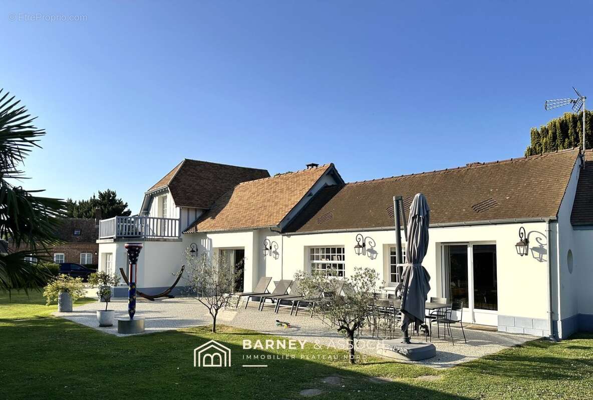 Maison à VIRONVAY