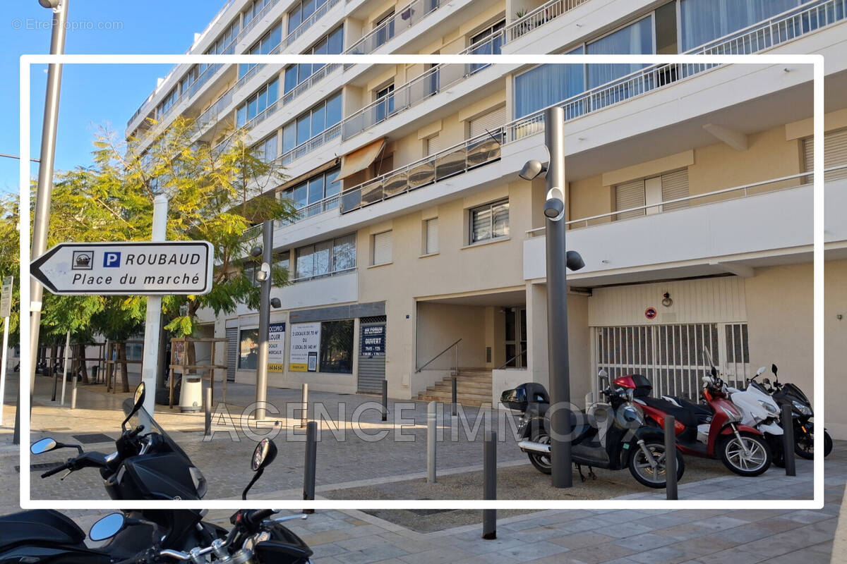 Parking à CANNES