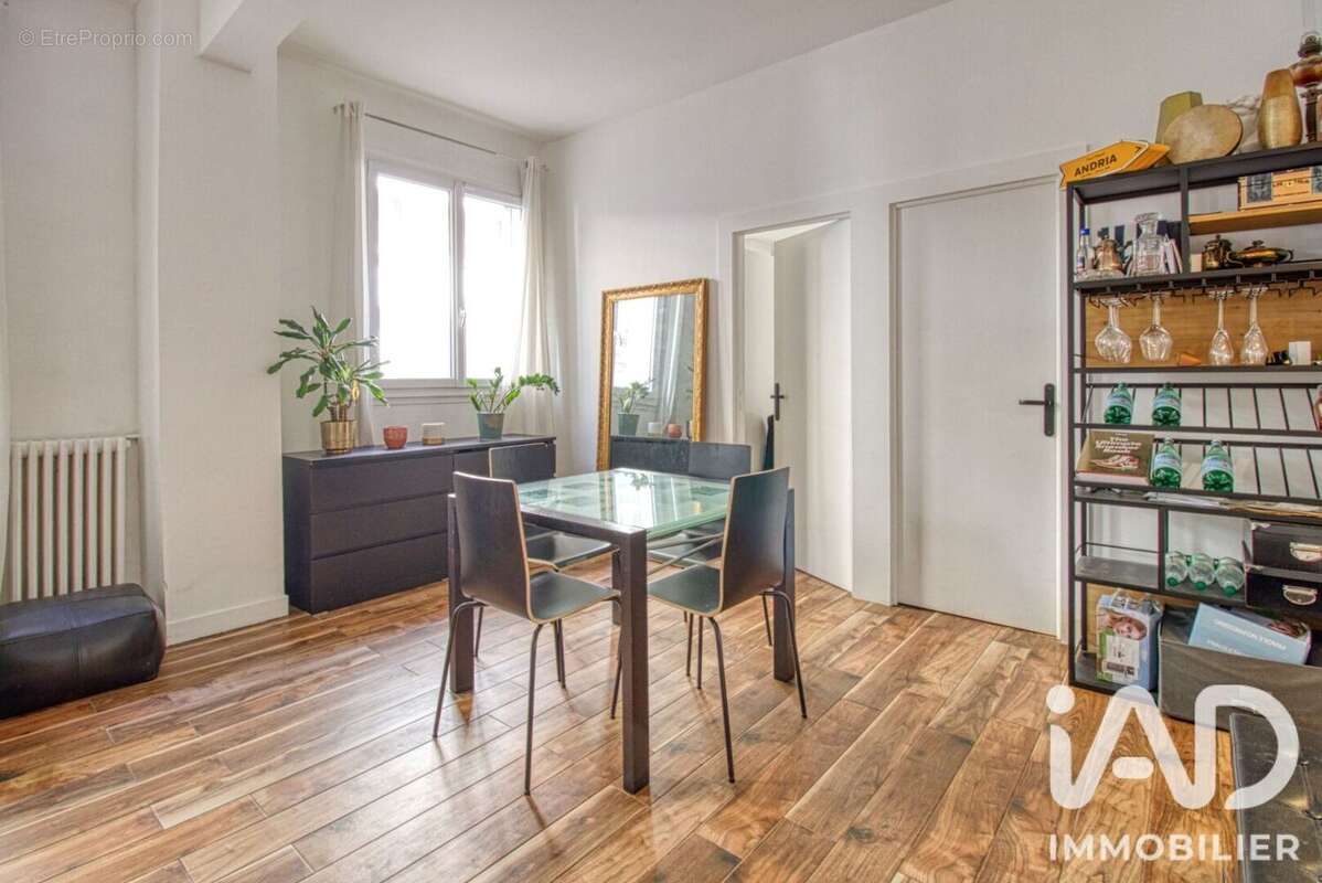 Appartement 49 m² à Paris-16e  - photo 4