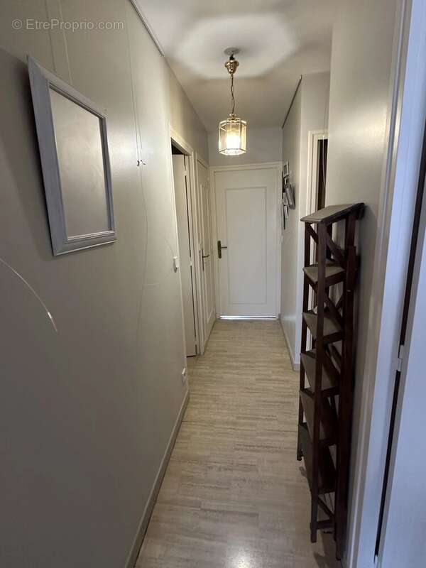 Appartement à CHARENTON-LE-PONT