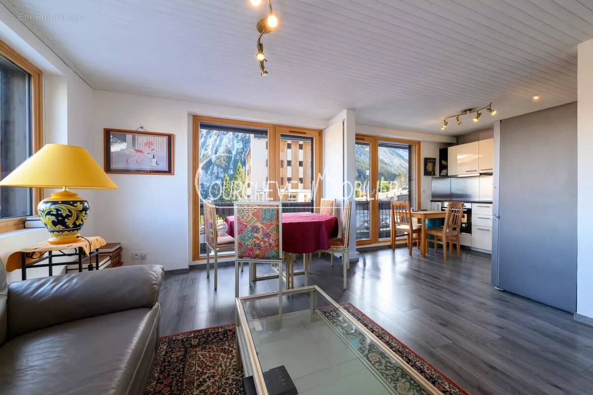 Appartement à LA PERRIERE