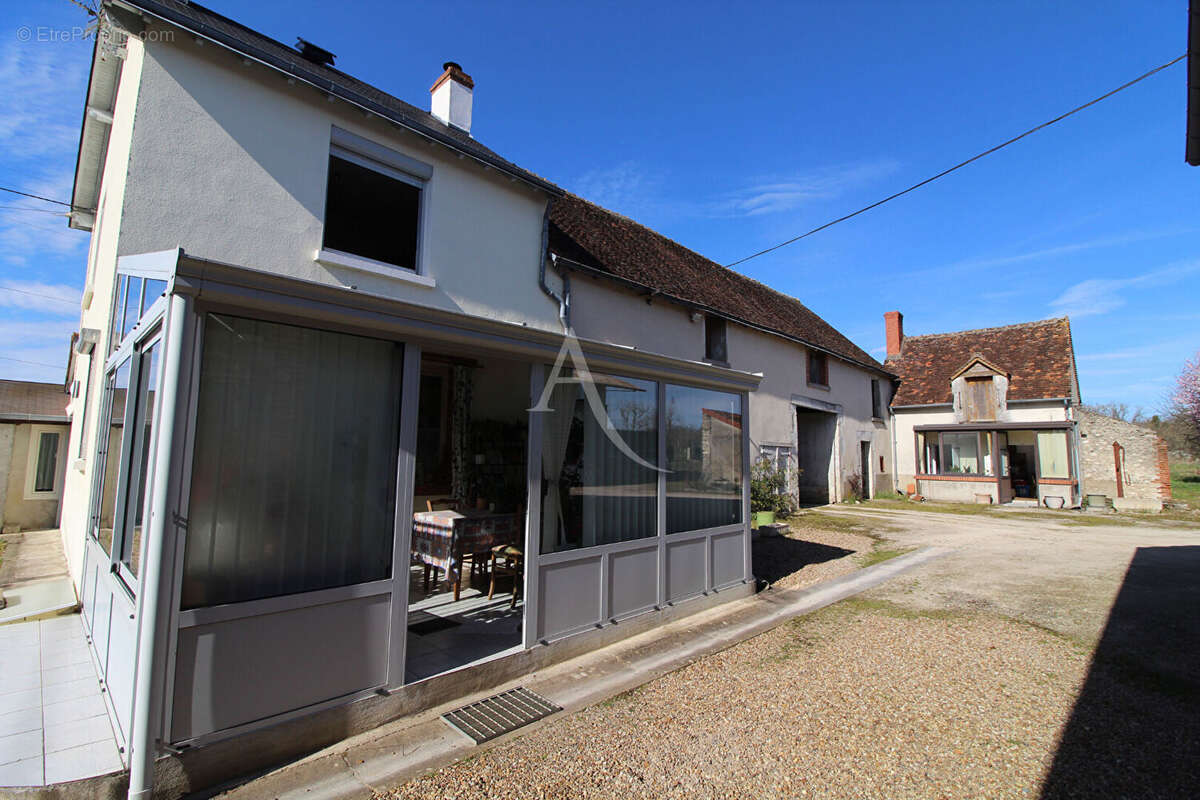 Maison à HUISSEAU-SUR-COSSON