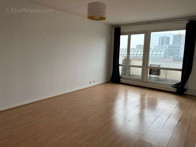 Trois pieces - photo 4
