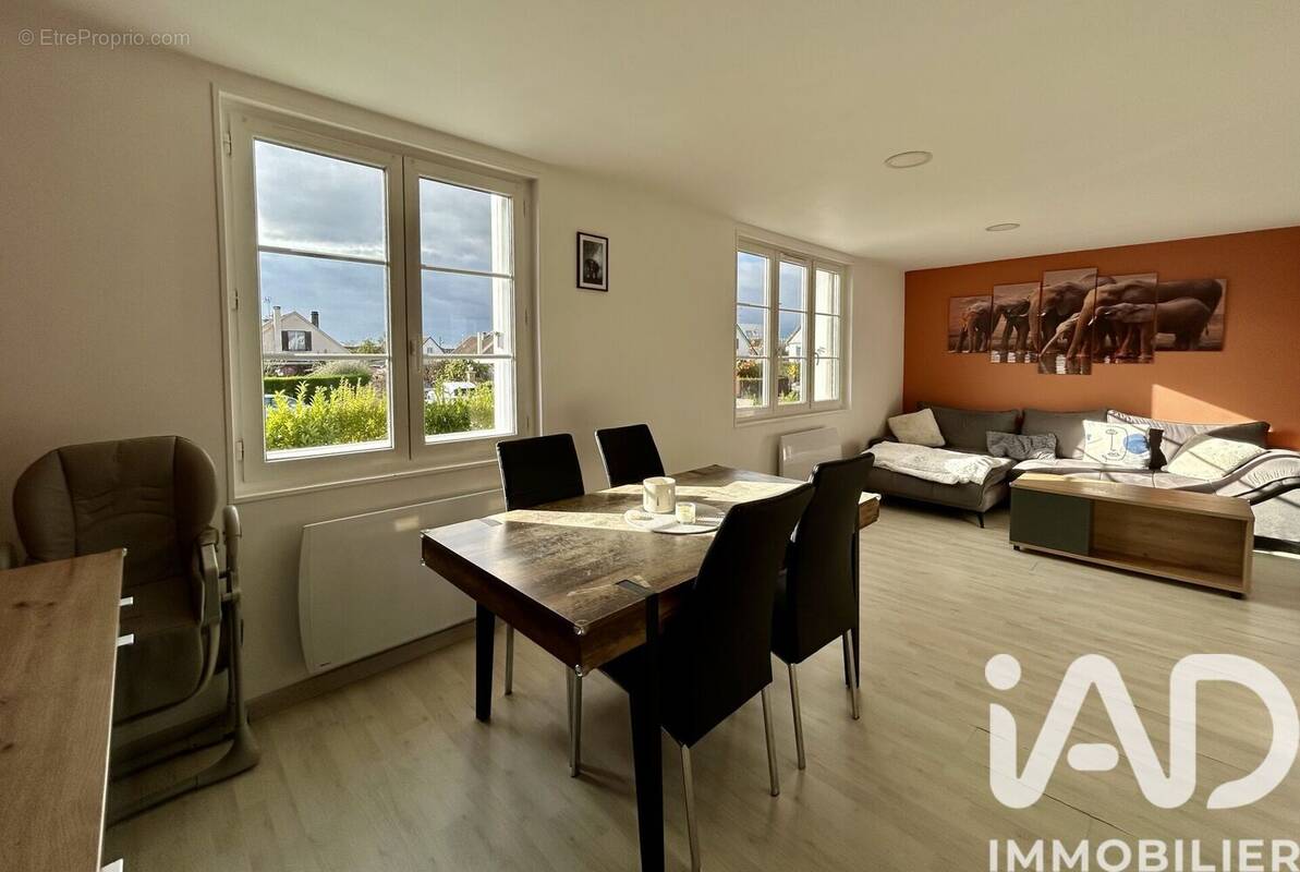 Photo 1 - Maison à GODERVILLE