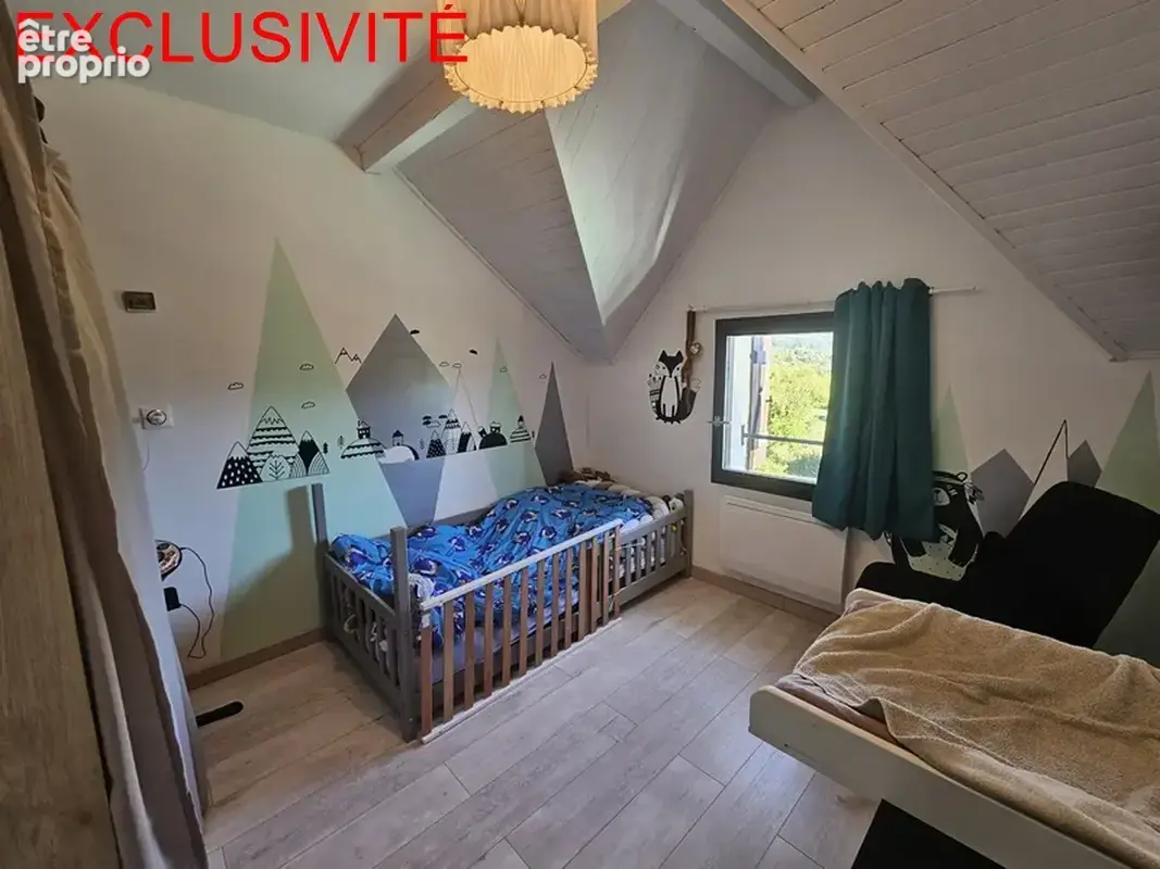 Lavans-lès-Saint-Claude : villa rénovée avec piscine et jolie vue dominante - photo 15