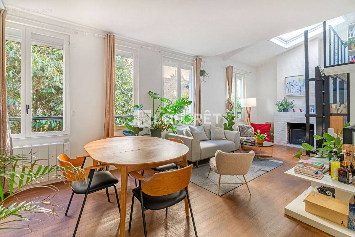 Maison à PARIS-17E