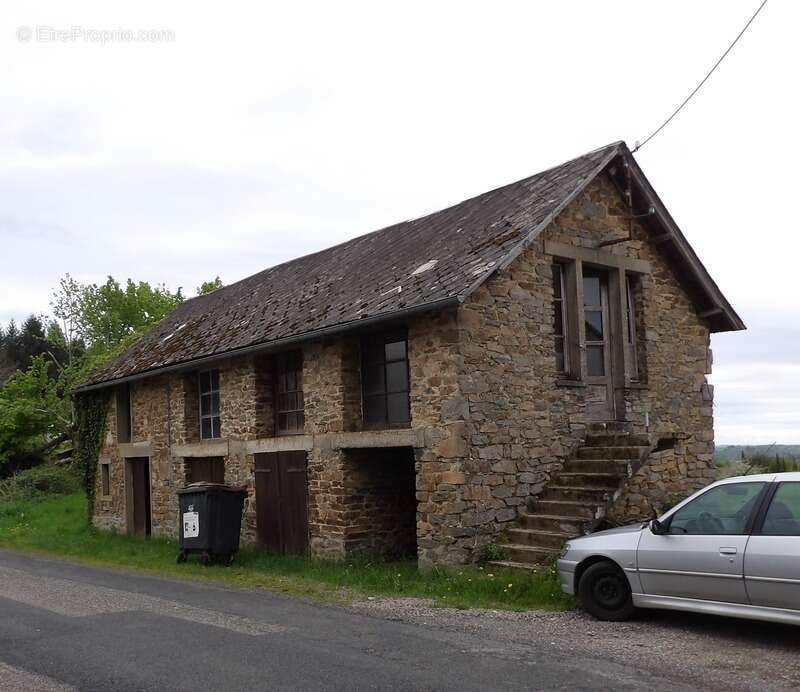 Ancienne fermette 4 pièces LAGARDE MARC LA TOUR (19) - photo 24