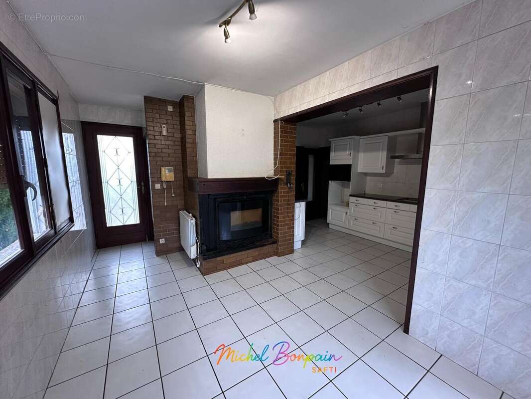 Photo 6 - Maison à MARTIGNAS-SUR-JALLE