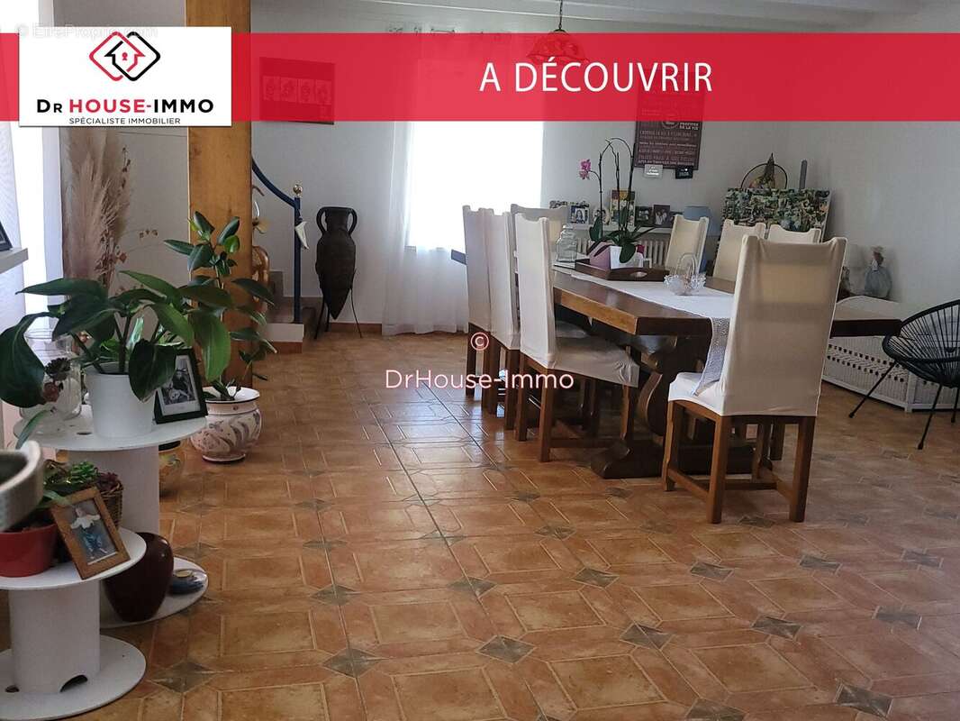 Maison à CRECHES-SUR-SAONE