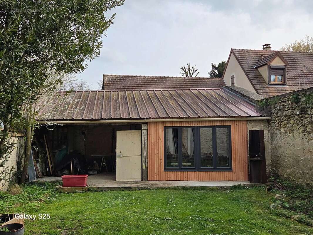 Maison à AUNEAU