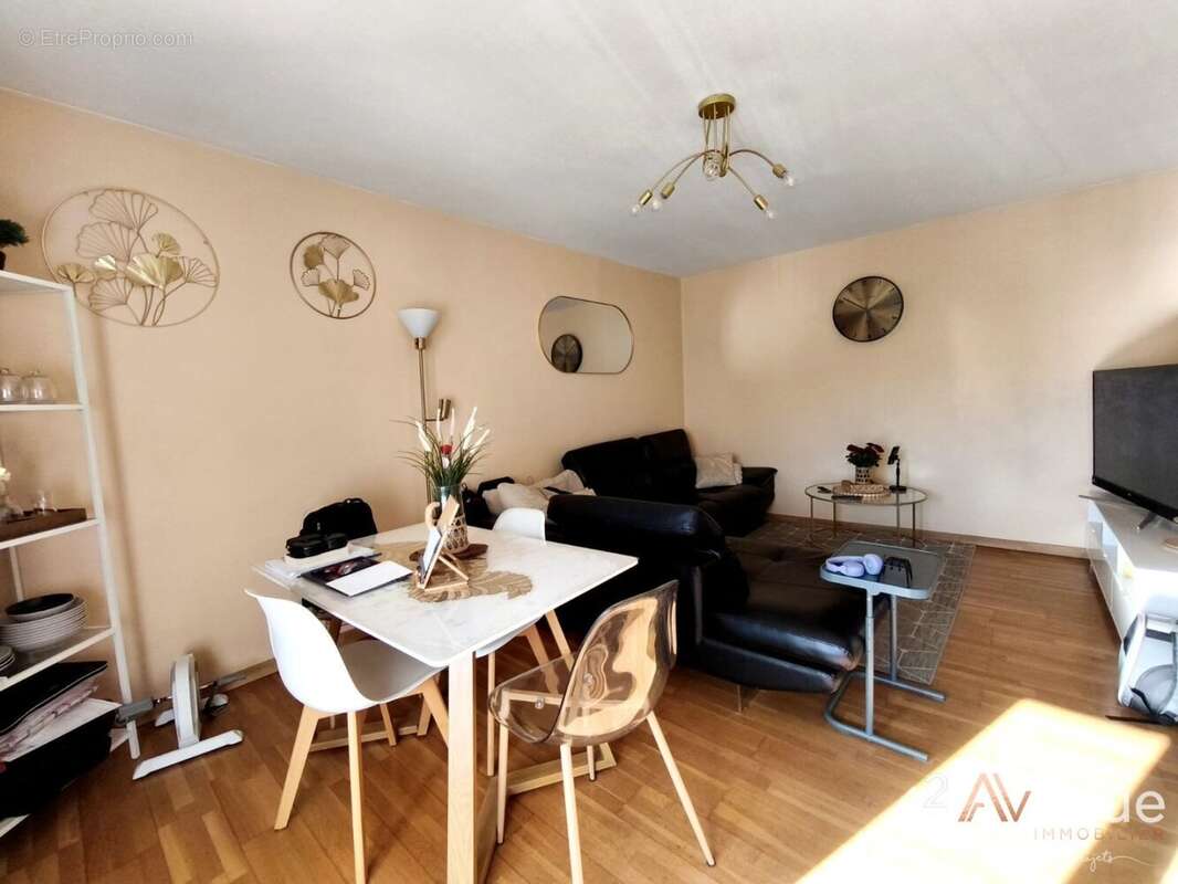 Appartement 83 m² à Saint-Etienne  - photo 5