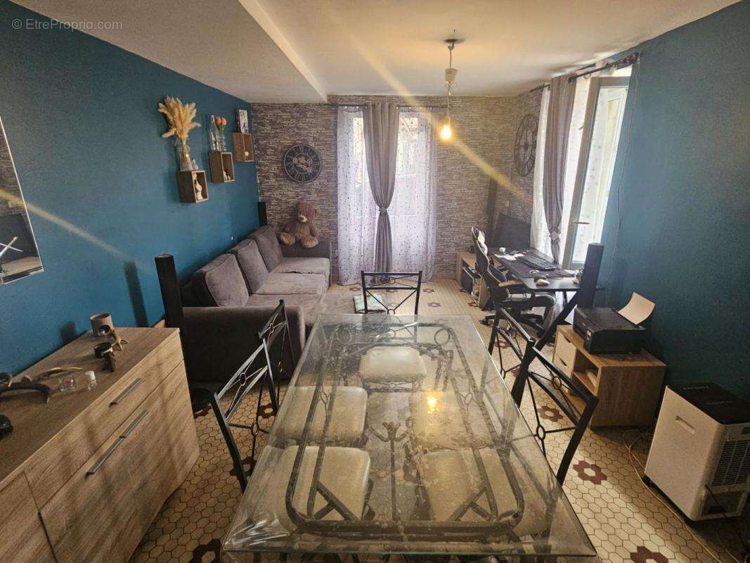 Appartement à SAINTE-LIVRADE-SUR-LOT