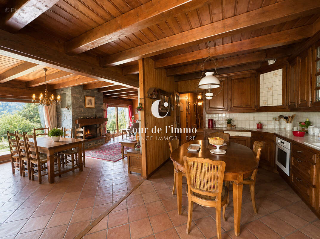 Maison à AYSE