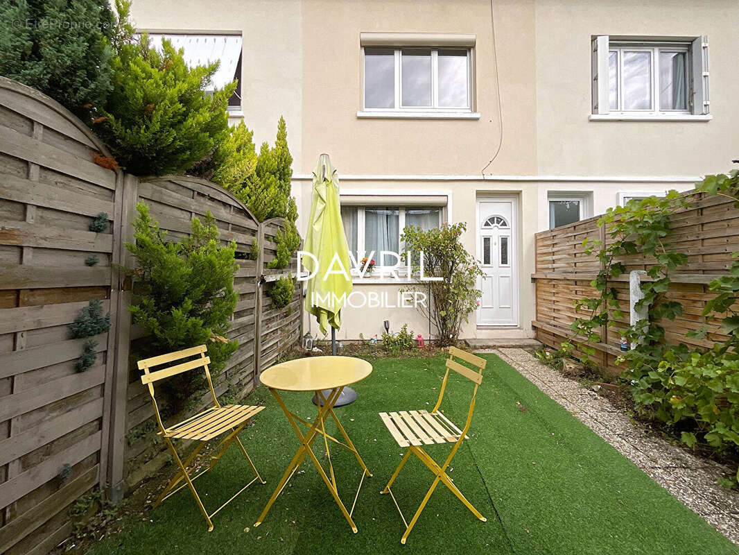 Maison à CONFLANS-SAINTE-HONORINE