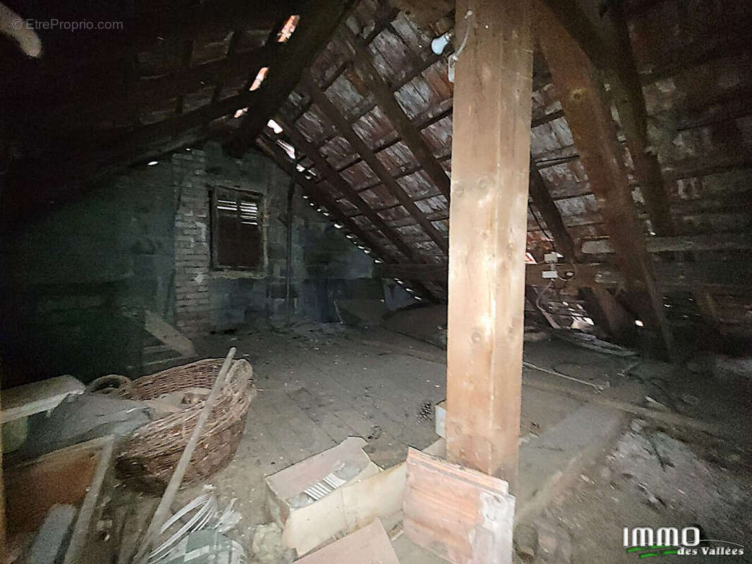 Maison à FRESSE-SUR-MOSELLE