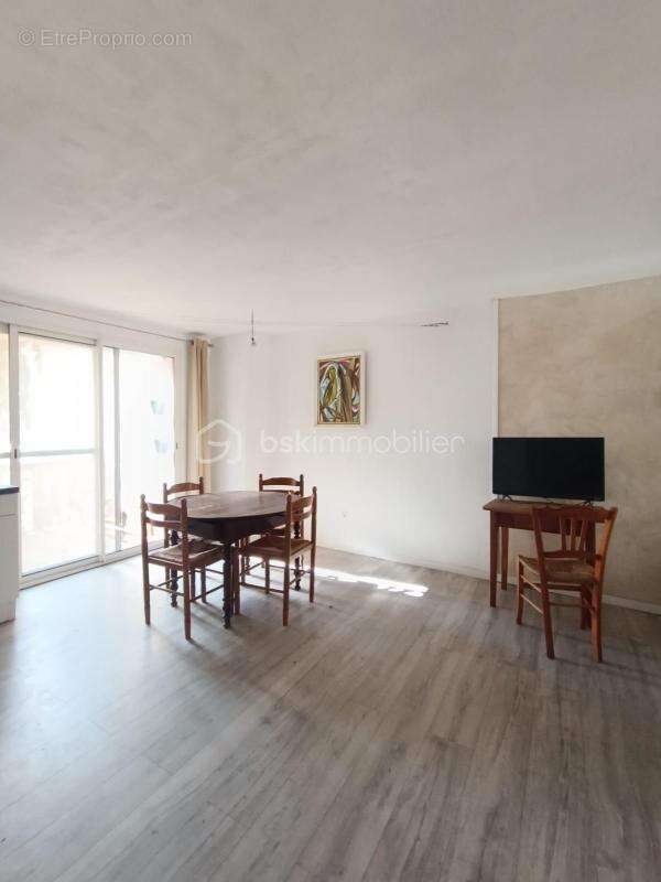 Maison à MONTESQUIEU-DES-ALBERES